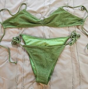 Kendall & Kylie Women's Green Bikini - Top: X-Small Bottom: Medium
